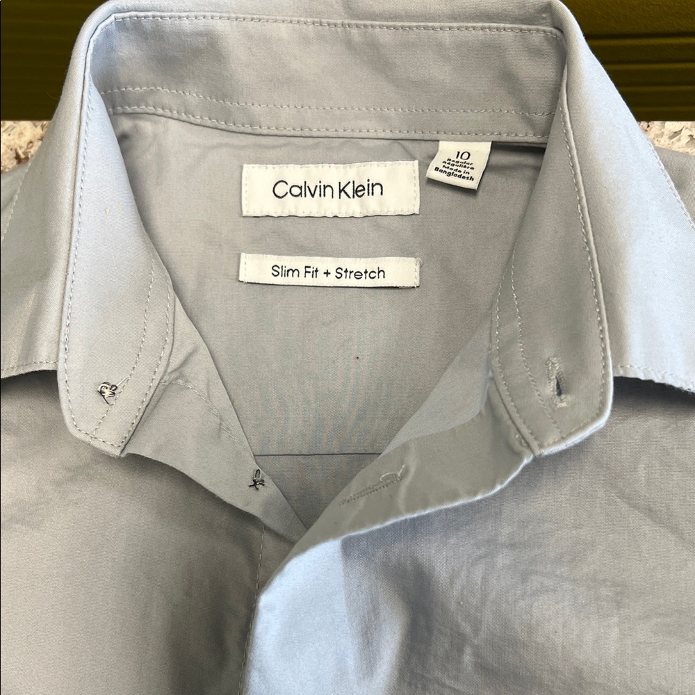 Calvin Klein Men's Slim Fit Stretch Silver Shirt